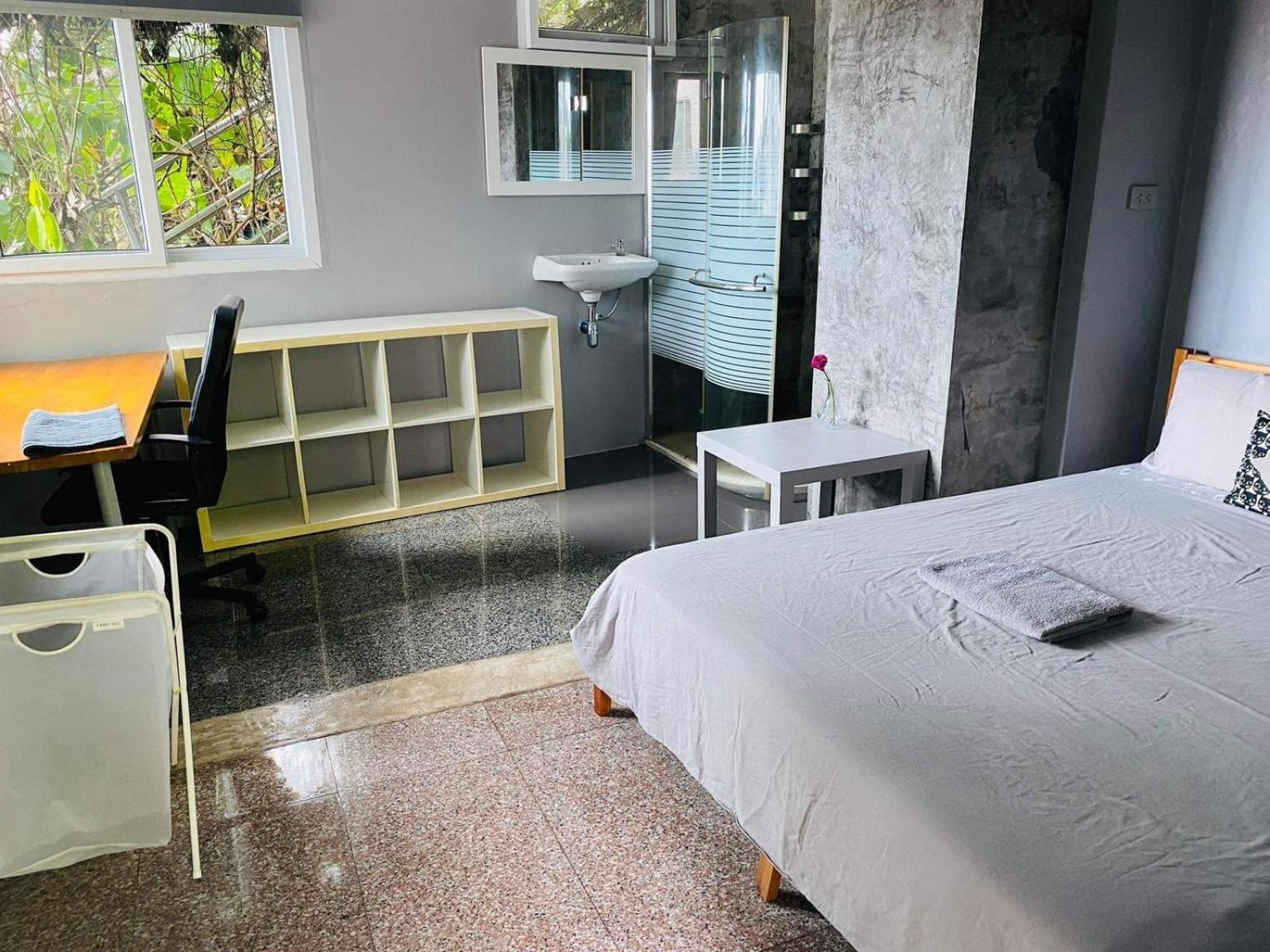 Entropy Apartment Hotel Patong Bilik gambar